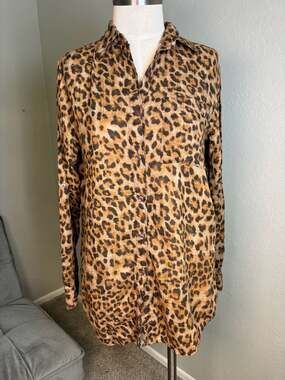Seven Forty Two Leopard Print Long Sleeve Button-Down Tunic Top